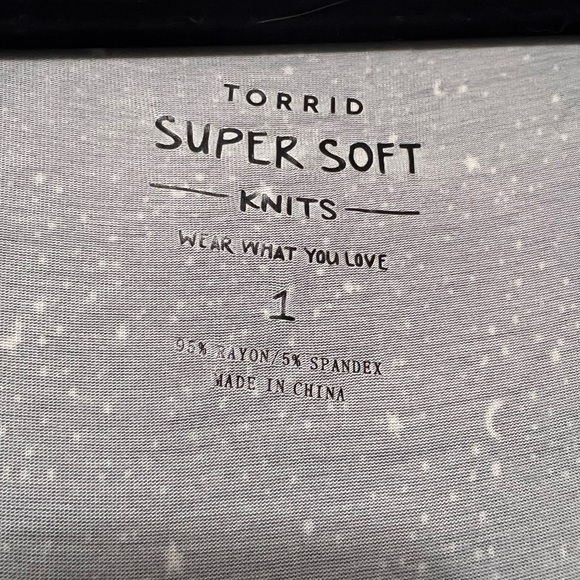 Torrid Mini Super Soft Skater Dress Star Print EUC Size 1 - Picture 4 of 12